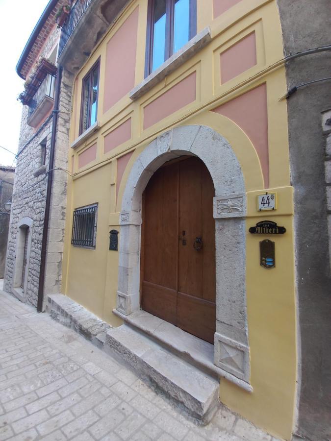 Casa Altieri Acomodação com café da manhã Cusano Mutri Exterior foto